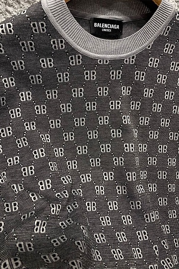 Коричневая оверсайз футболка Balenciaga   