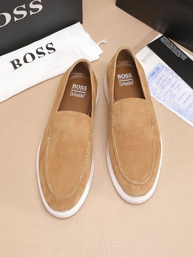 Замшевые лоферы Hugo Boss embossed logo - Beige   