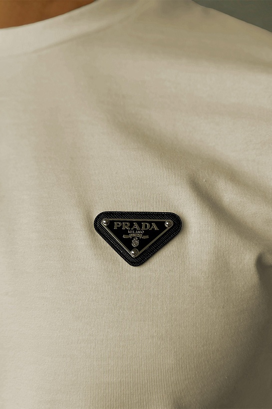 Мужская футболка Prada logo-plaque - Beige