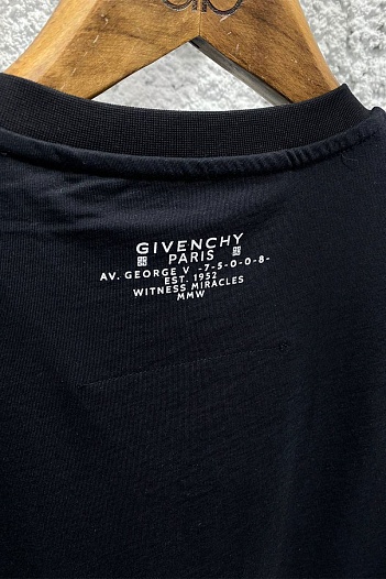 Серая оверсайз футболка Givenchy Barbed Wire   