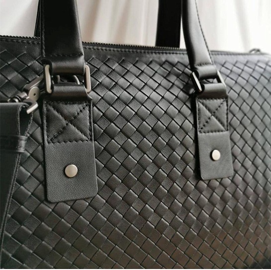 Кожаная сумка Bottega Veneta Intrecciato 39x26 см