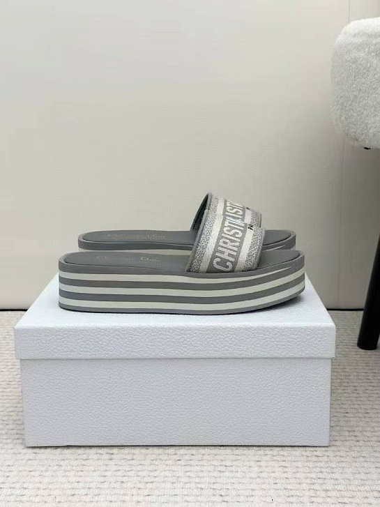 Женские шлёпанцы на платформе Dior Premium - Grey