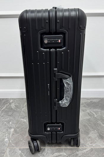 Чемодан Rimowa Aluminum M Premium 66x43x27 см   