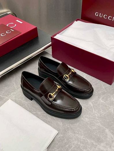 Женские кожаные лоферы Gucci Horsebit premium   