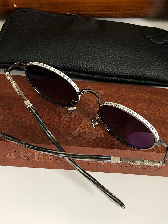 Солнцезащитные очки Chrome Hearts Metal Oval