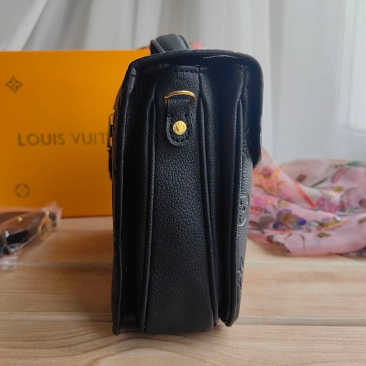 Кожаная сумка Louis Vuitton pochette Metis 25x20 см - Black   