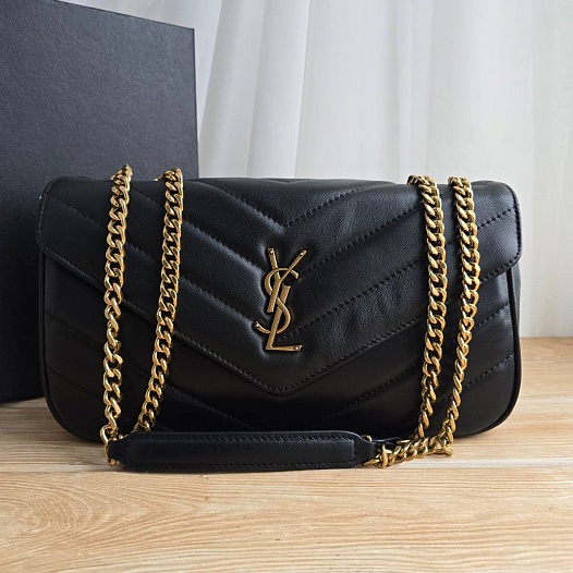 Кожаная чёрная сумка Yves Saint Laurent LouLou 30x15 см   