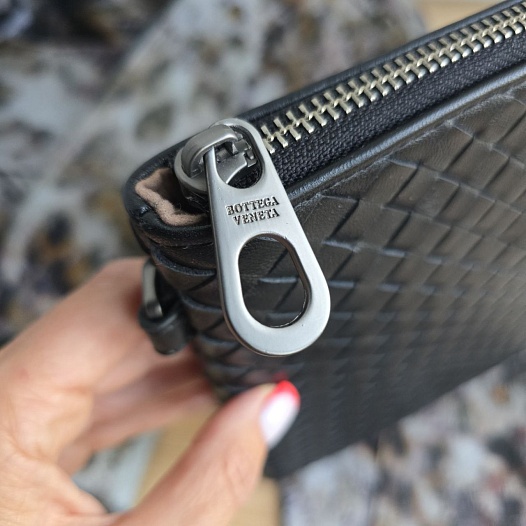 Кожаный клатч Bottega Veneta 32x24 см - Black   