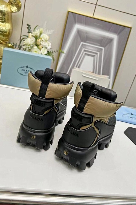 Кроссовки Prada Cloudbust Thunder high-top - Black / Beige