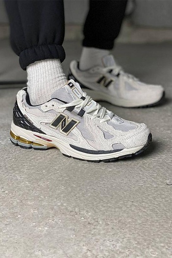 Кроссовки New Balance 1906R "Protection Pack"   
