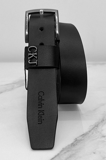 Мужской кожаный ремень Calvin Klein чёрного цвета   