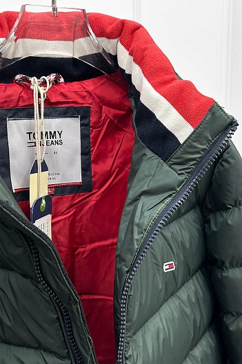 Зелёная куртка Tommy Hilfiger classic logo-patch   
