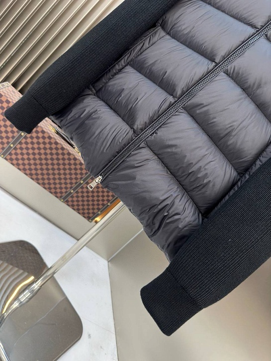 Мужская вязаная куртка Moncler logo-patch - Black