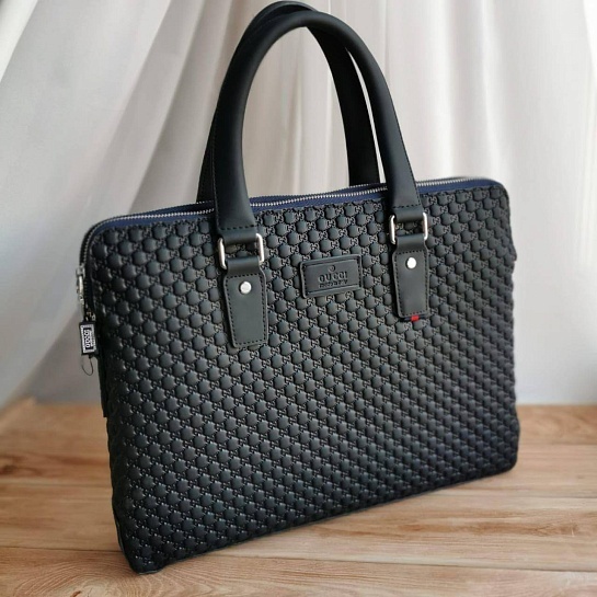 Кожаная сумка Gucci GG Supreme briefcase 38х28 см