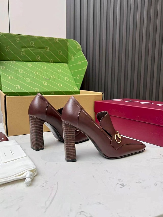 Женские кожаные лоферы на каблуке Gucci Signora Pump premium