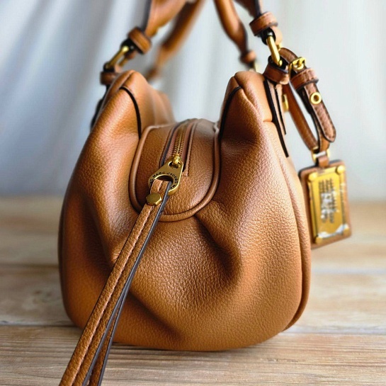 Женская сумка Marc Jacobs The Baby Groovee 32x19 см - Brown