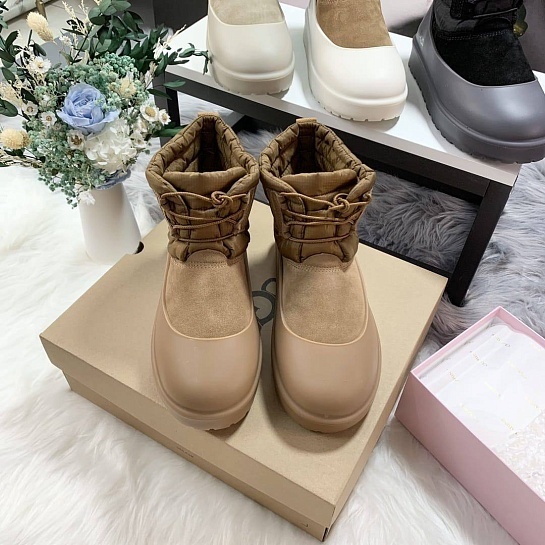 Женские ботинки UGG Classic Mini Lace-Up - Chestnut