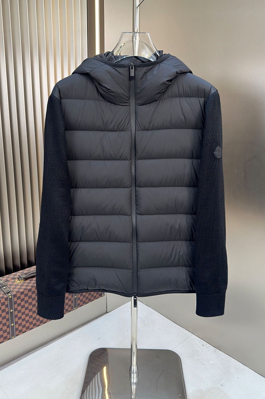 Мужская вязаная куртка Moncler logo-patch - Black