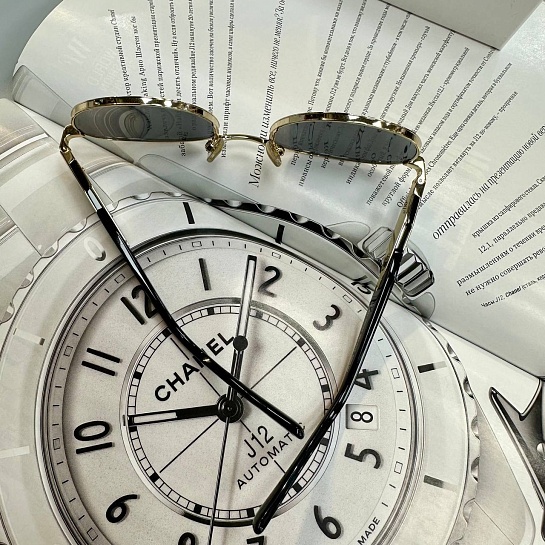 Солнцезащитные очки Prada Loden Lenses