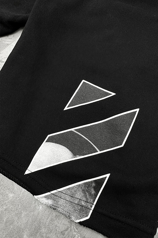 Мужские чёрные шорты Off-White Caravaggio Arrows