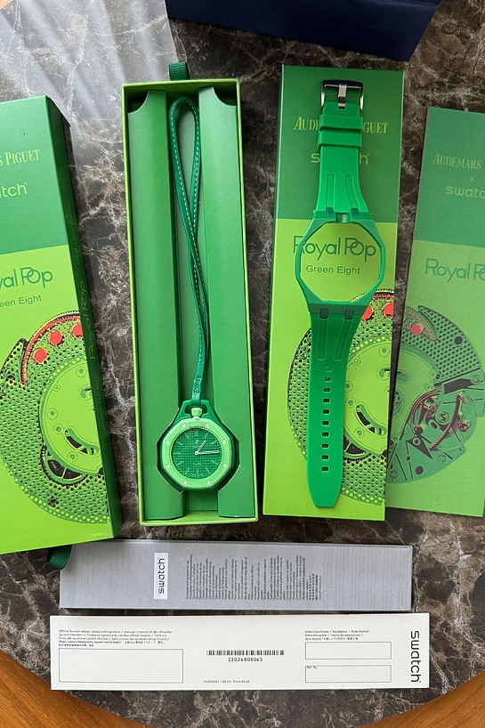 Часы Audemars Piguet × Swatch Royal Pop Green Eight premium