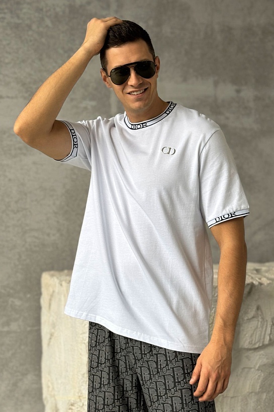 Белая оверсайз футболка Dior