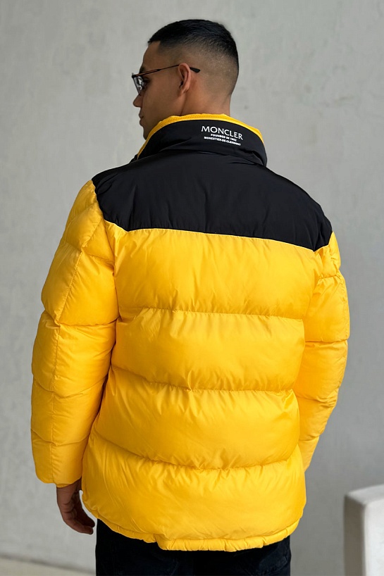 Утеплённая куртка Moncler Peuplier logo-patch - Yellow / Black