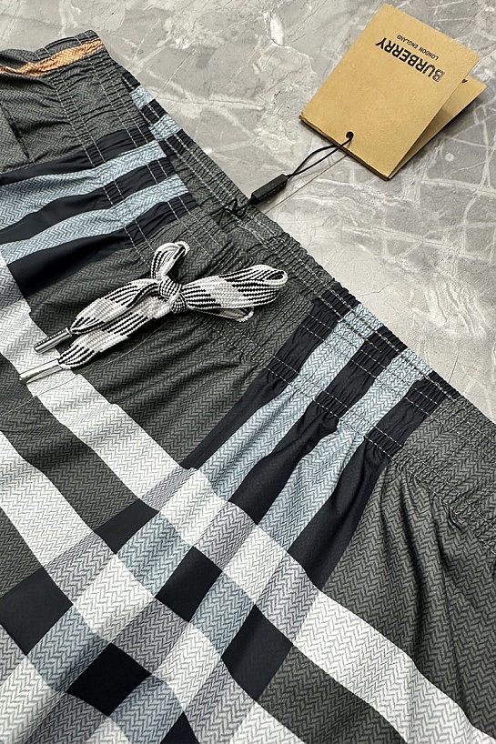 Мужские серые шорты Burberry London Check