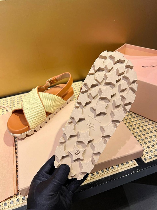 Женские кожаные сандалии MIU MIU Premium - Brown