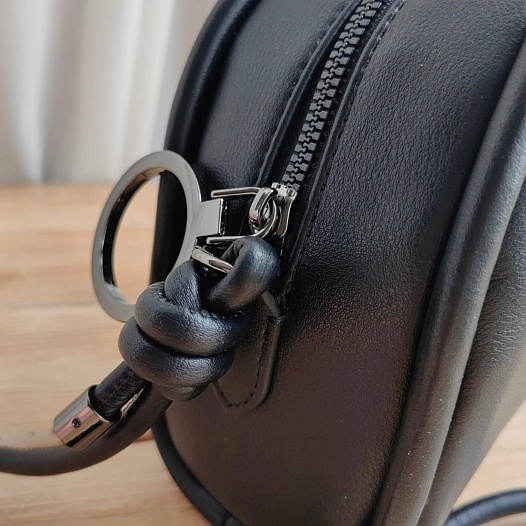 Кожаная сумка Karl Lagerfeld Half Moon 25x15 см   