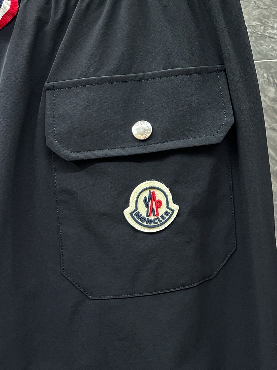 Мужские штаны чёрного цвета Moncler Premium