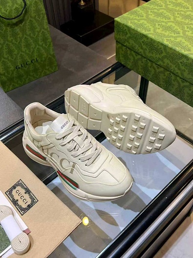 Женские кожаные кроссовки Gucci Rhyton premium   