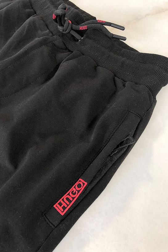 Мужские чёрные штаны Hugo Boss