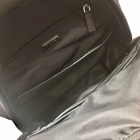 Нейлоновый рюкзак Prada Premium 43.5x31x20 см