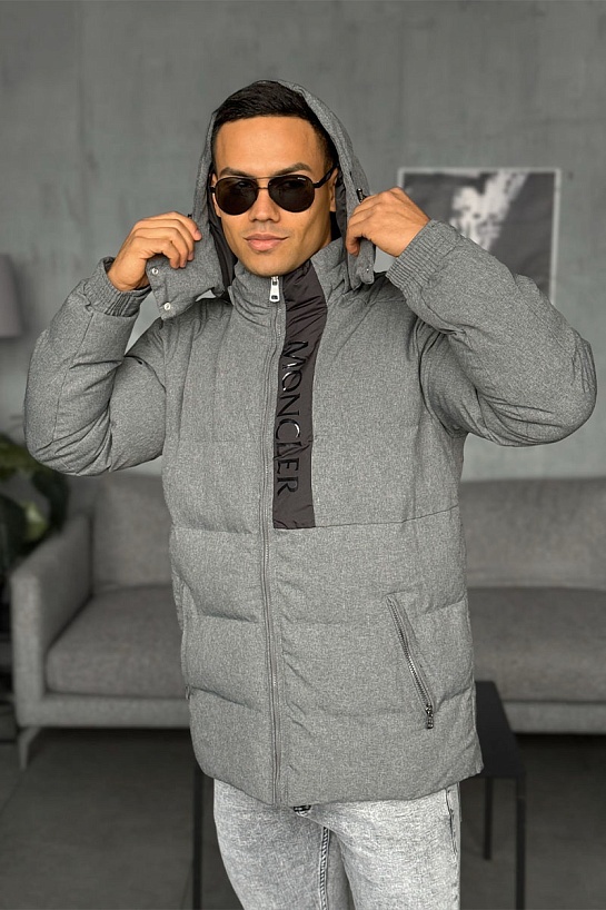 Утеплённая драповая куртка Moncler серого цвета