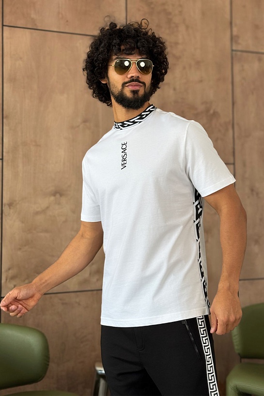 Белая мужская футболка Versace La Greca trim