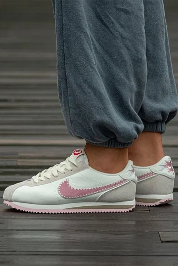Кроссовки Nike Cortez Vintage "Valentines Day"   