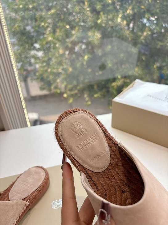 Женские замшевые шлёпанцы Brunello Cucinelli Premium - Beige