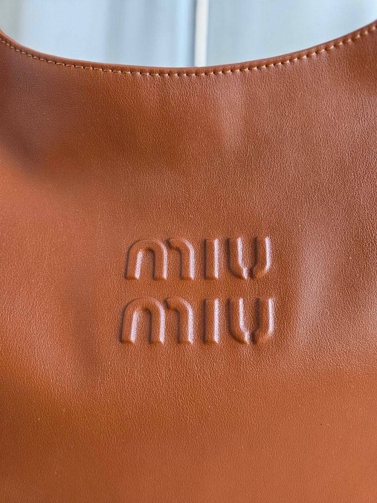 Кожаная сумка MIU MIU 39x22 см - Brown