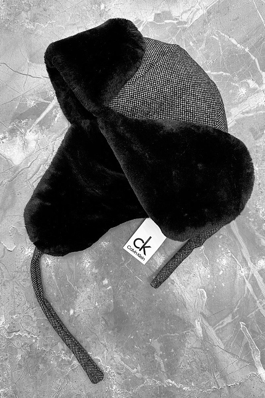 Шапка-ушанка Calvin Klein серого цвета